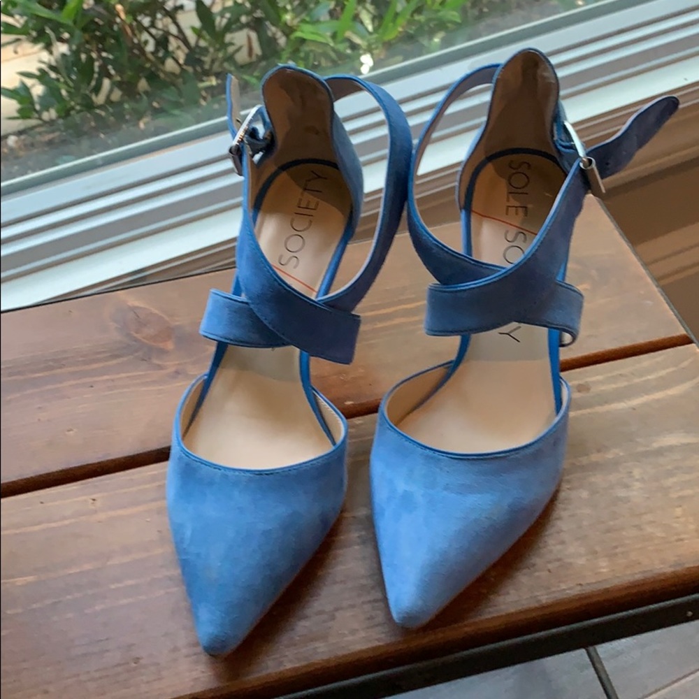 Sole society Tamra 7.5 blue suede cross cross straps